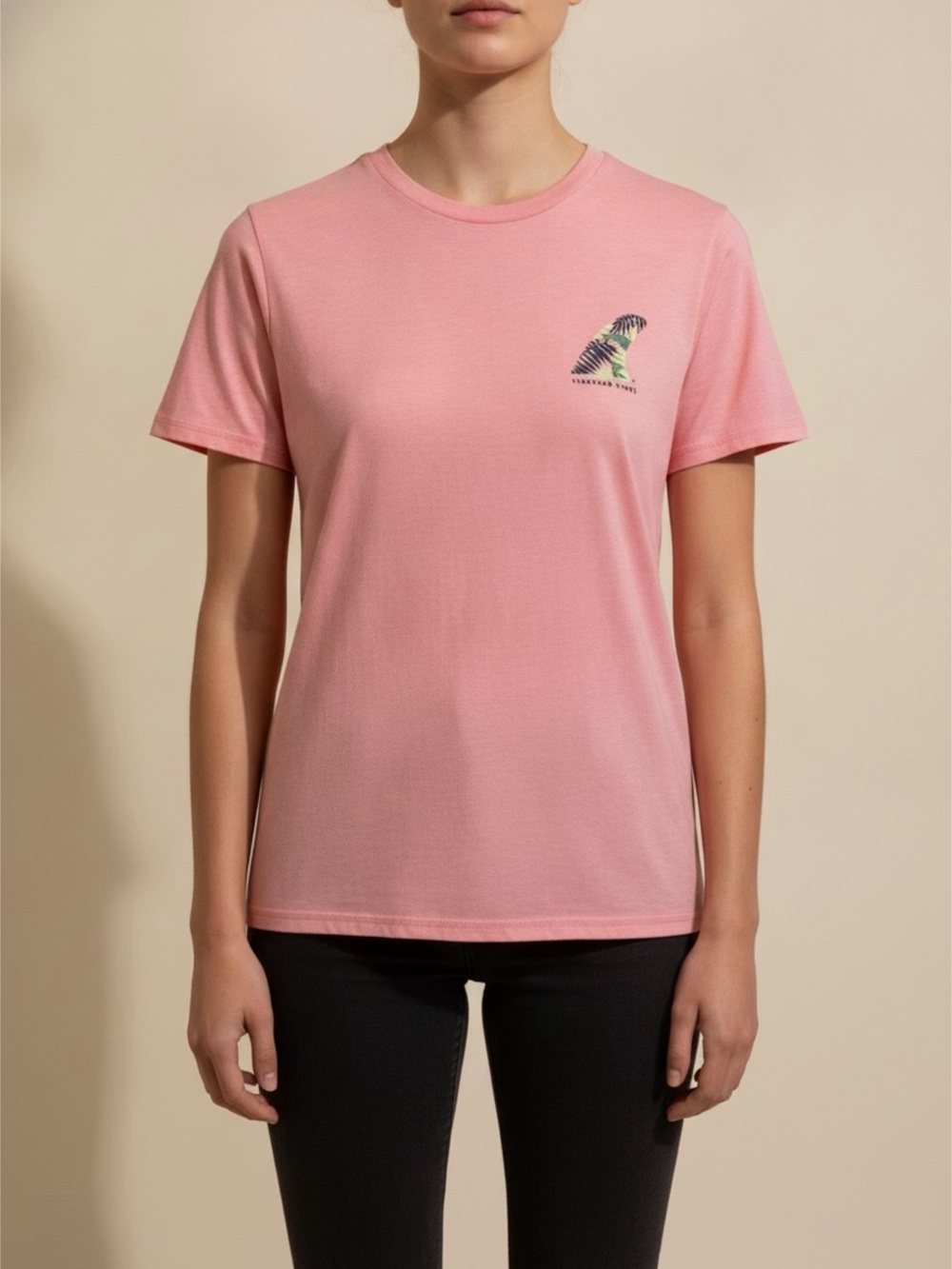Vinyard Vines Women’s Dune Tee peach, with tropical graphic Sz M